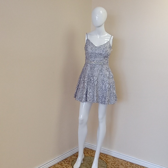 B. Darlin size 5/6 homecoming dress